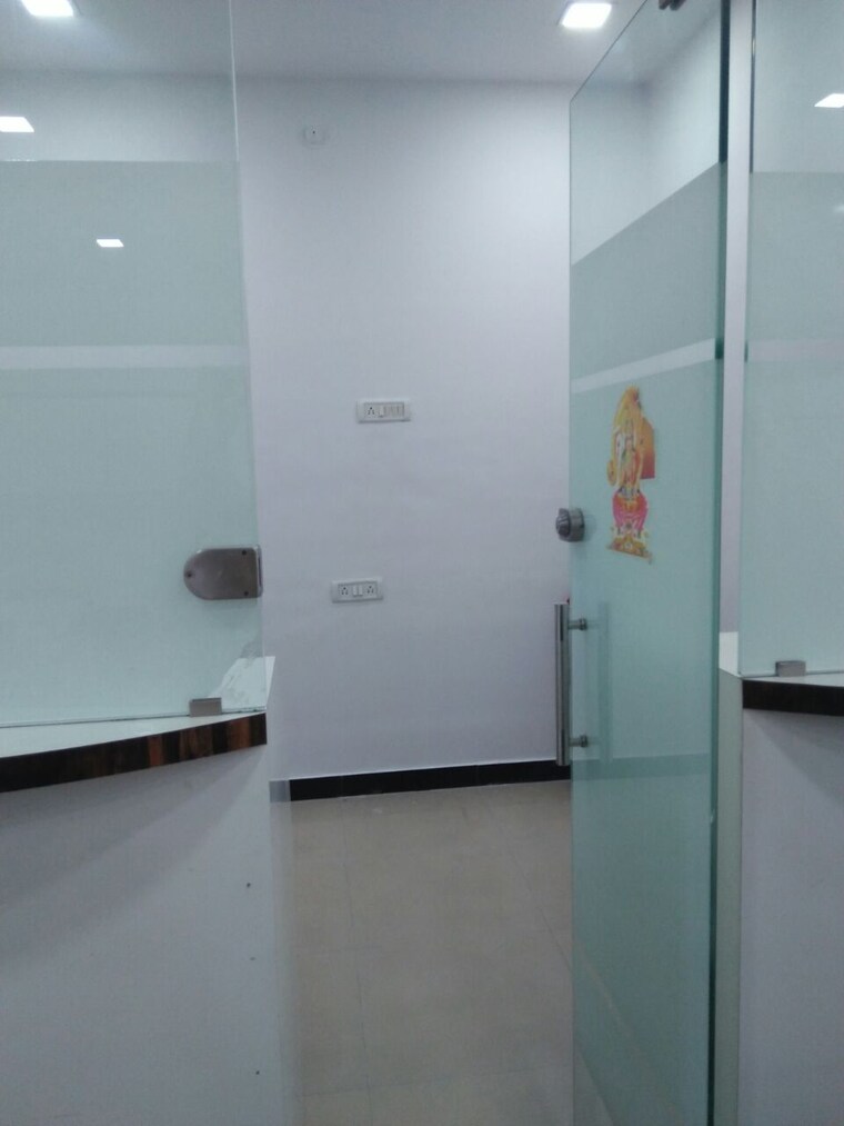 Bathroom, platinum-techno-park Commercial Office Space 1130 Sq.Ft. In Vashi Sector 30 Navi Mumbai 9362672