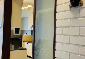 Room in 3 BHK Apartment at L&T Raintree Boulevard, Hebbal – for Rent