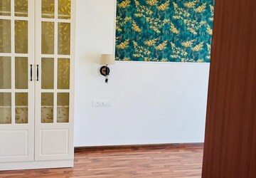 Room in 3 BHK Apartment at L&T Raintree Boulevard, Hebbal – for Rent