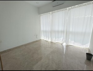 Bathroom in 4 BHK Apartment at Indiabulls Sky, Lower Parel – for Rent