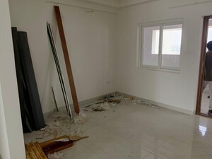 Room in 3 BHK Apartment at Poulomi Avante, Kokapet – for Rent