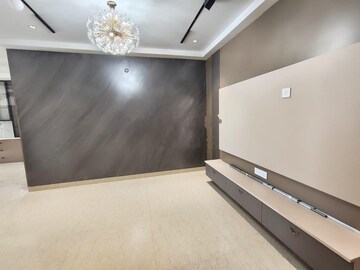 Room in 3 BHK Apartment at Aurobindo The Regent, Kondapur – for Rent