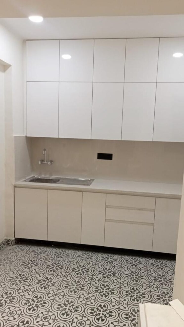 Kitchen, antriksh-krishna-apartments 2.5 Bedroom 1350 Sq.Ft. Apartment In Sector 94 Gurgaon 9362943