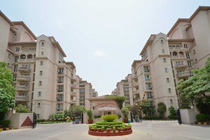 3 BHK Apartment For Sale in DLF Beverly Park II, Sector 25
