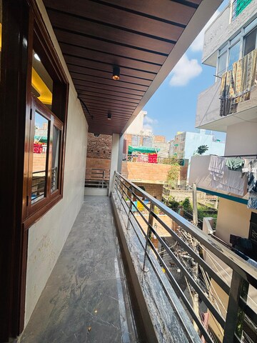 Balcony in 3 BHK Builder Floor at Dwarka Mor – for Rent