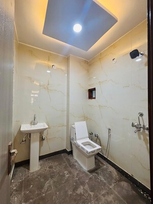 Bathroom in 3 BHK Builder Floor at Dwarka Mor – for Rent
