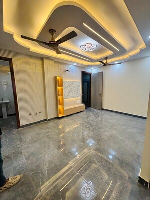 3 BHK Builder Floor For Rent in Dwarka Mor