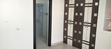 Room in 3.5 BHK Apartment at Rapti Apartment, Gomti Nagar – for Rent