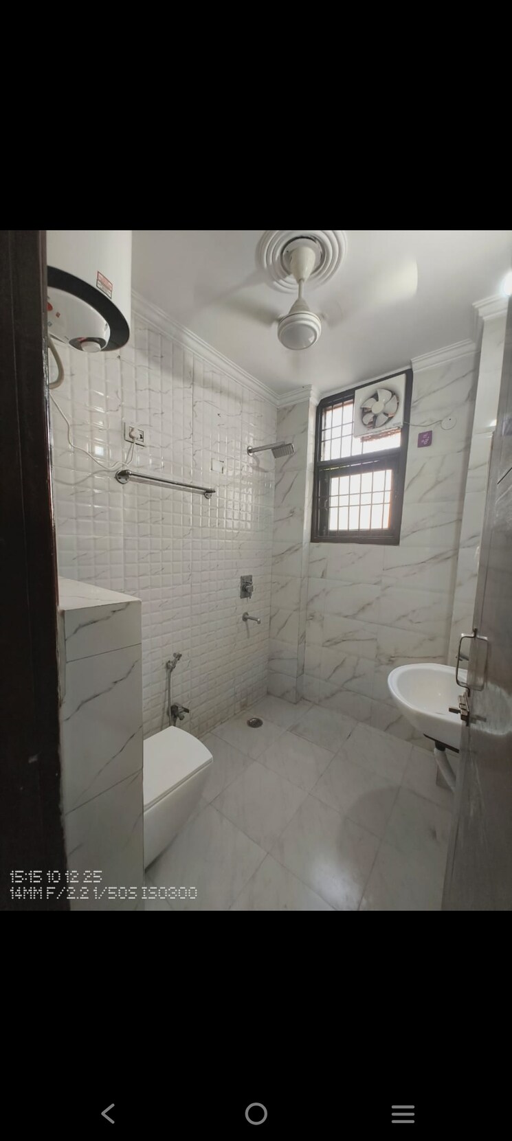 Bathroom, saket 3 Bedroom 1800 Sq.Ft. Builder Floor In Saket Delhi 9362932