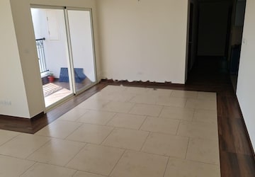 Room in 3 BHK Apartment at Shriram Liberty Square, Electronic City Phase ii – for Rent