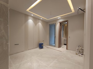 Room in 4 BHK Builder Floor at Sector 46 – for Sale