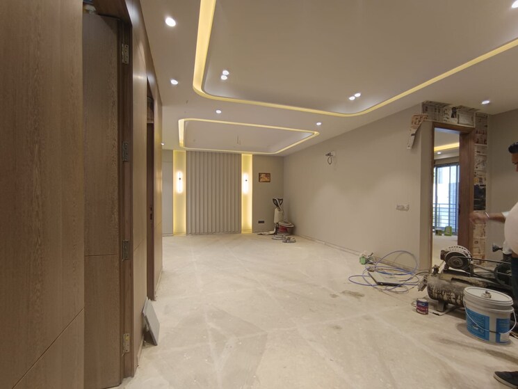 Room, sector 46 4 Bedroom 342 Sq.Yd. Builder Floor In Sector 46 Gurgaon 9363007