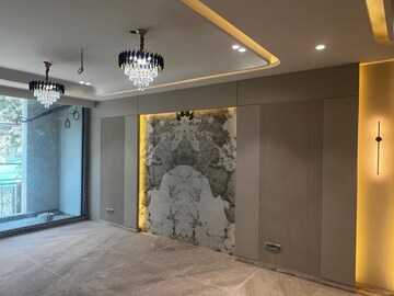 Bedroom in 4 BHK Builder Floor at Sector 46 – for Sale