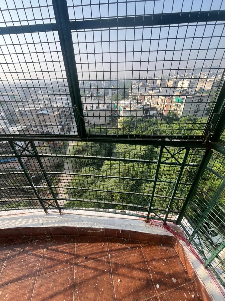 Balcony, rps-green-valley 2 Bedroom 1150 Sq.Ft. Apartment In Sector 42 Faridabad 9363009