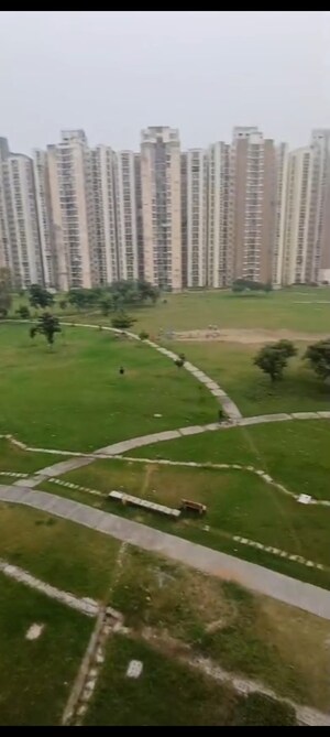 2 BHK Apartment – Garden View at Jaypee Greens Aman, Sector 151 - for Rent