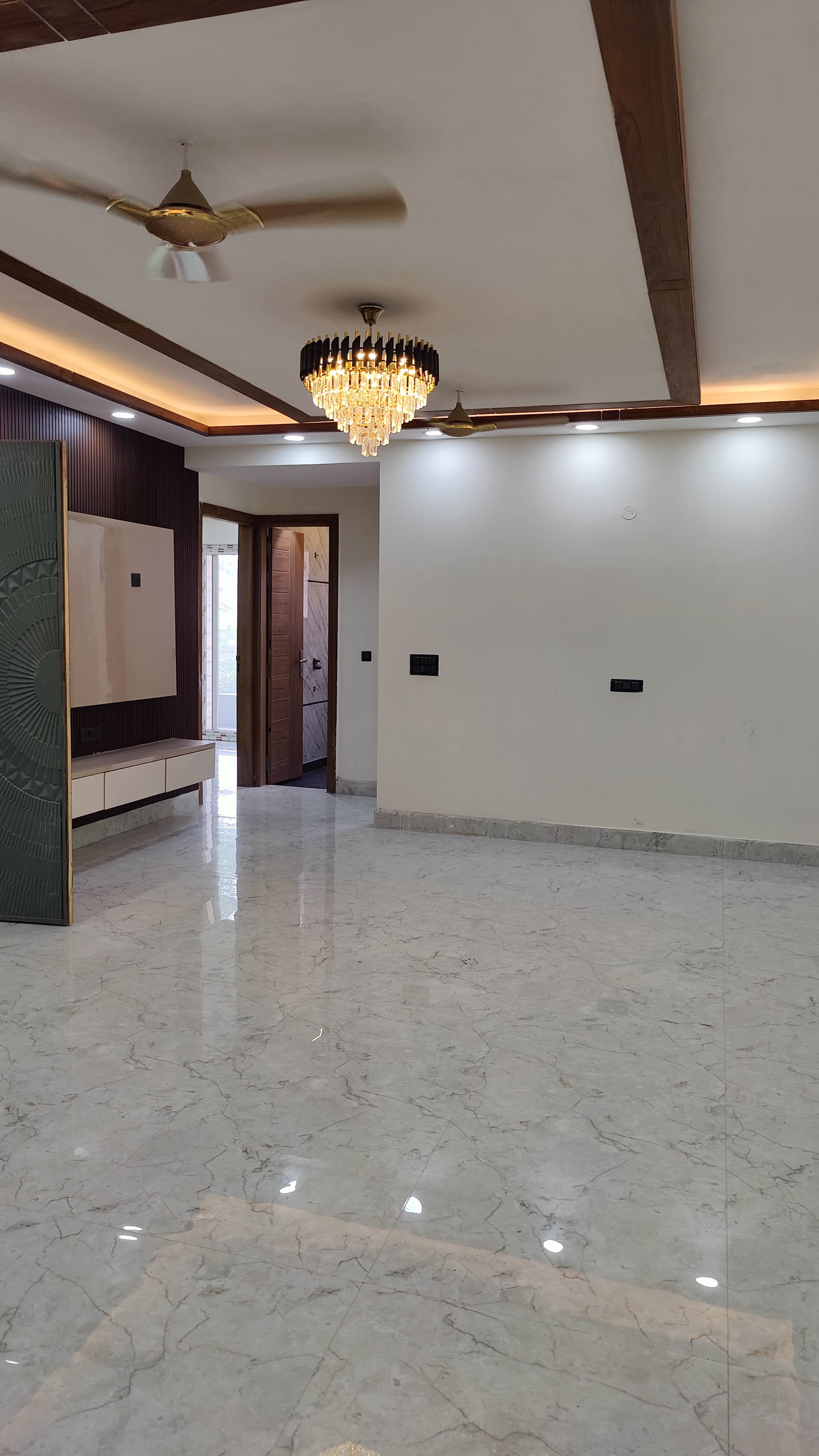 3 BHK + Pooja Room 1800 Sq.Ft. Builder Floor in Ashoka Enclave 3