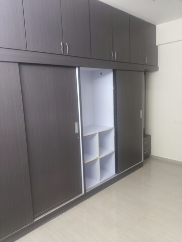 Room in 2 BHK Apartment at S V Residency Bellandur, Bellandur – for Rent