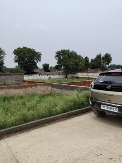 Plot For Sale in Balaji Vatika 