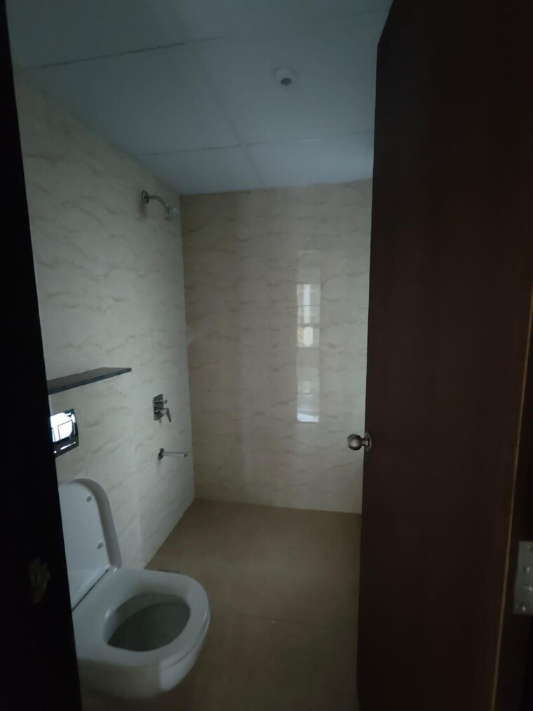 Bathroom, shapoorji-pallonji-sensorium 2 Bedroom 690 Sq.Ft. Apartment In Hinjewadi Pune 9363033