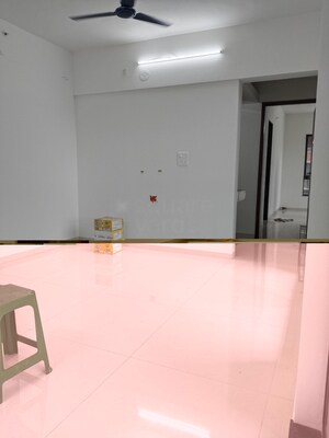 Room in 2 BHK Apartment at Shapoorji Pallonji Sensorium, Hinjewadi – for Rent