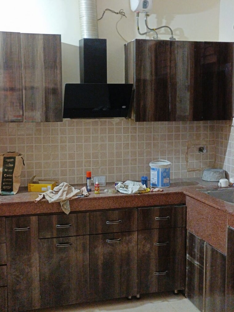 Kitchen, dhakoli 4 Bedroom 100 Sq.Yd. Builder Floor In Dhakoli Zirakpur 9363148