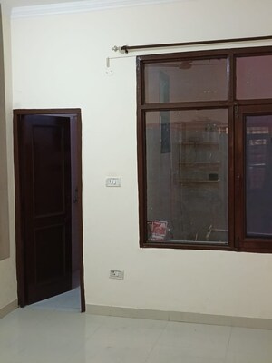 Room in 4 BHK Builder Floor at Dhakoli – for Sale