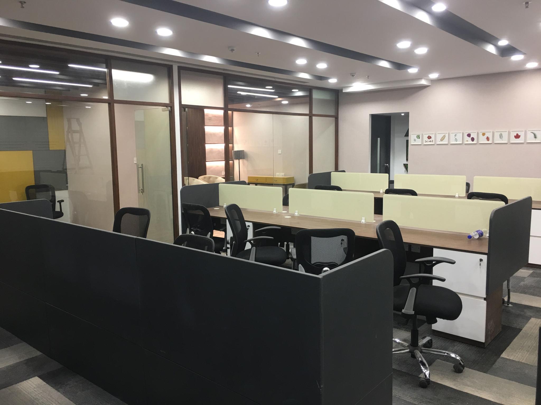 Office Space For Rent in Commercial Business Hub