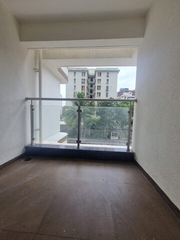 Room in 2 BHK Apartment at ARV Uthville, Kharadi – for Rent