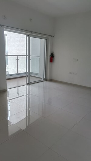 2 BHK Apartment For Rent in Runwal The Central Park, Chinchwad