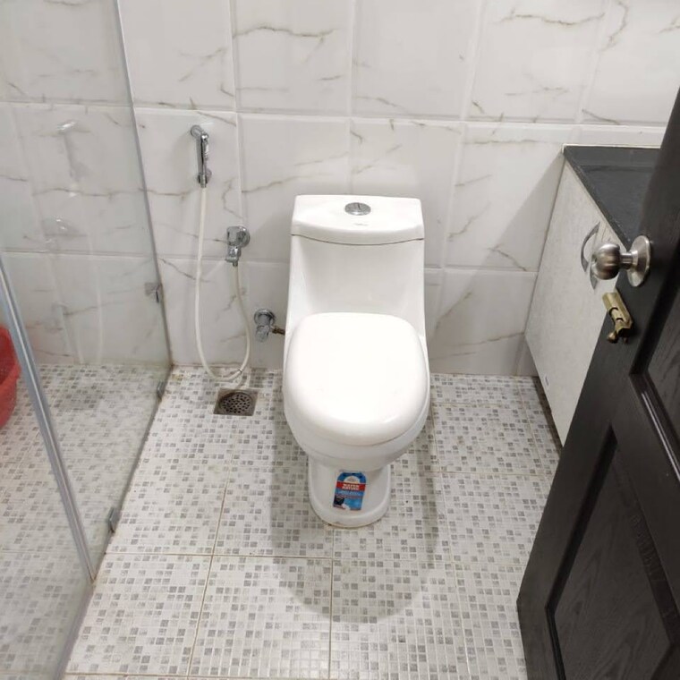 Bathroom, shriram-summitt 2.5 Bedroom 1340 Sq.Ft. Apartment In Gollahalli Bangalore 9363184