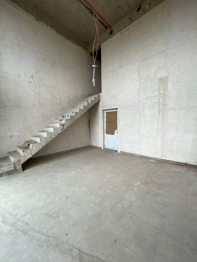 Room, panchshil-soho Commercial Office Space 1860 Sq.Ft. In Kharadi Pune 9363176