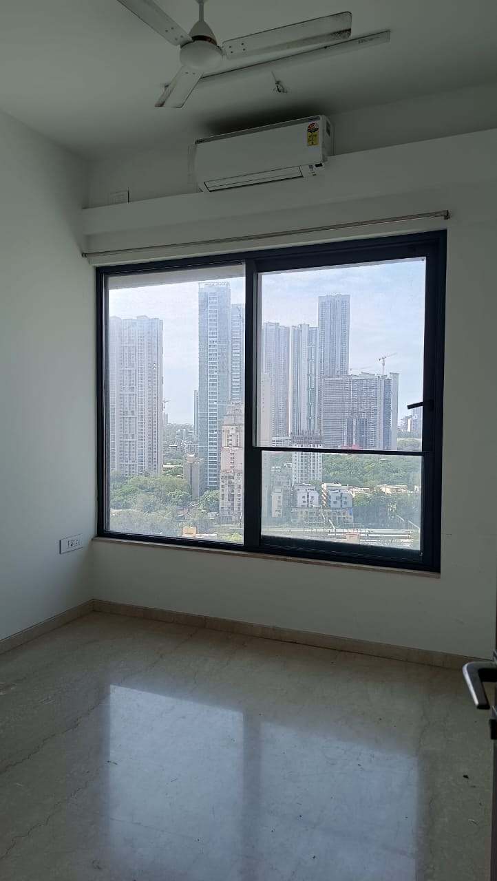 2 BHK + Extra Room Apartment For Rent in Peninsula Salsette 27