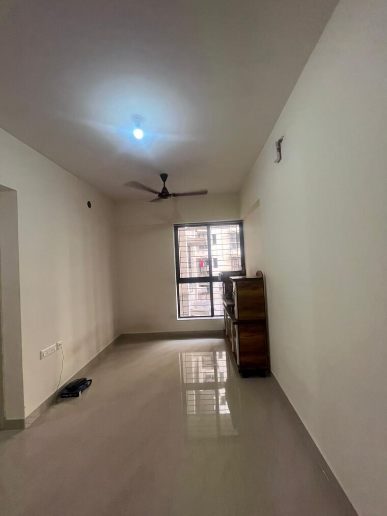 Living Room, lodha-golden-dream 1 Bedroom 305 Sq.Ft. Apartment In Dombivli East Thane 9363177