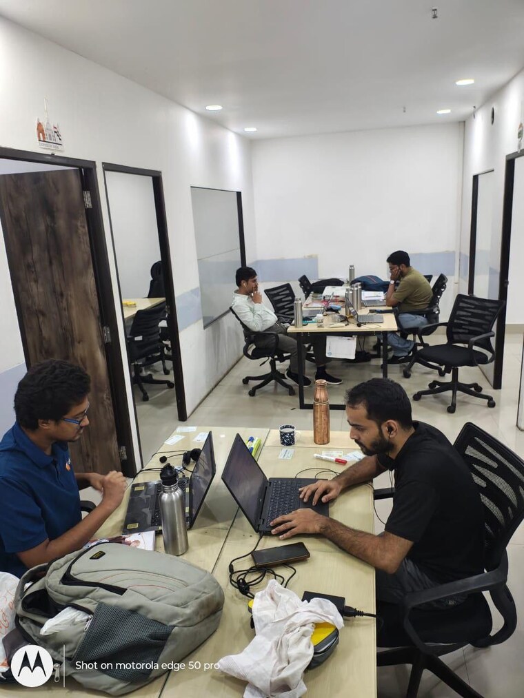 Team Area, salt lake sector v Commercial Office Space 1113 Sq.Ft. In Salt Lake Sector V Kolkata 9363210