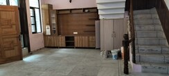 5 BHK + Servant Room Independent House For Sale in RWA Apartments Sector 47