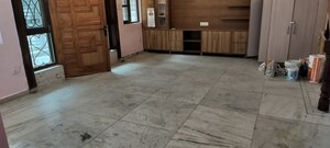 Room in 5 BHK Independent House at RWA Apartments Sector 47, Sector 47 – for Sale