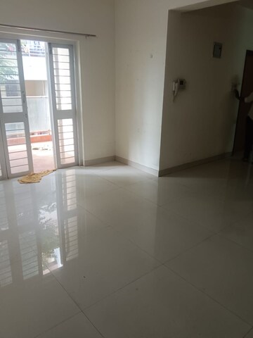 Room in 2 BHK Apartment at Prime Plus Phase I, Pimple Saudagar – for Rent