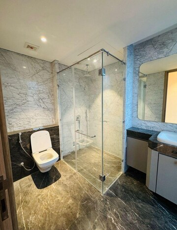 Bathroom in 5 BHK Apartment at Rustomjee Crown, Prabhadevi – for Rent