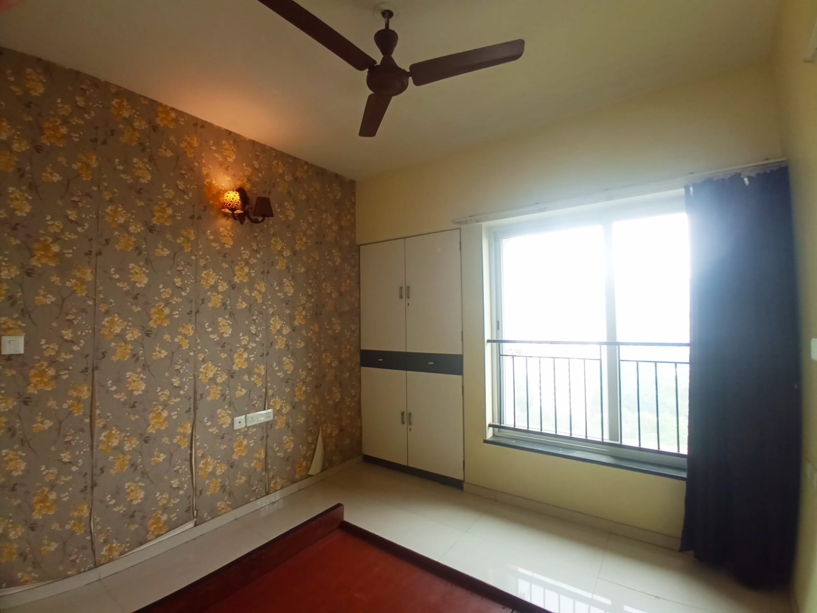 1 BHK + Servant Room Apartment For Sale in Metropolis Rivera