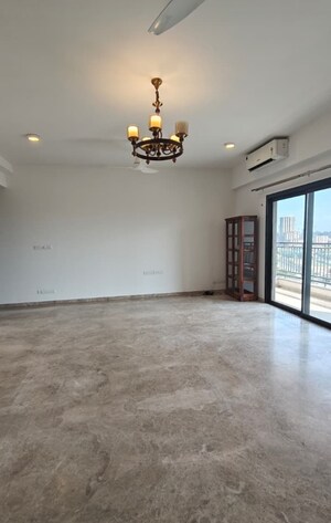 Room in 3 BHK Apartment at Sobha City Gurgaon, Sector 108 – for Rent