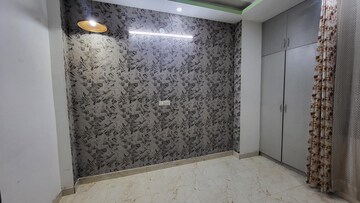 Room in 2 BHK Builder Floor at Pithuwala Kalan – for Rent