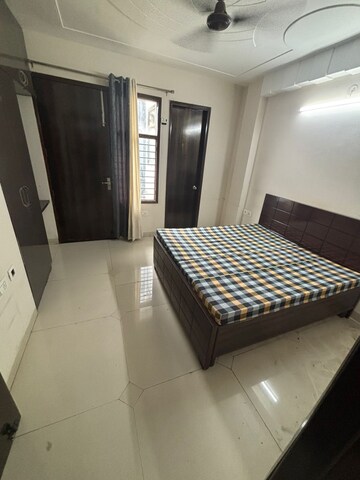 Bedroom in 2 BHK Builder Floor at Sector 46 – for Rent