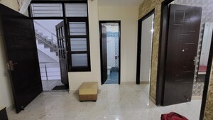 Room in 2 BHK Builder Floor at Gms Road – for Rent