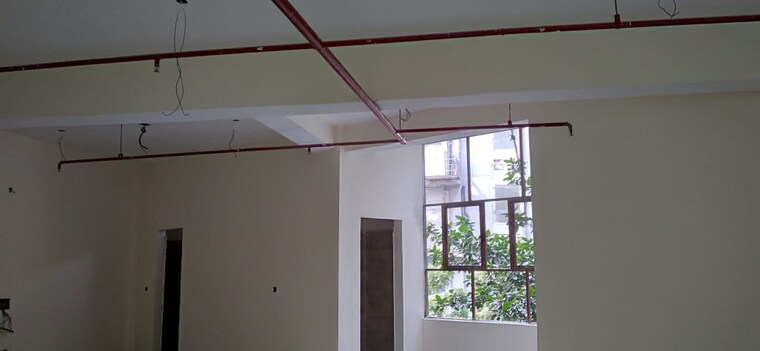 Room, sector 63 Commercial Industrial Plot 5500 Sq.Ft. In Sector 63 Noida 9363490