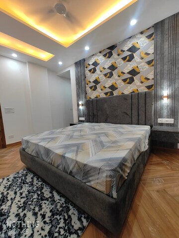 Bedroom in 3 BHK Builder Floor at Sector 45 – for Rent