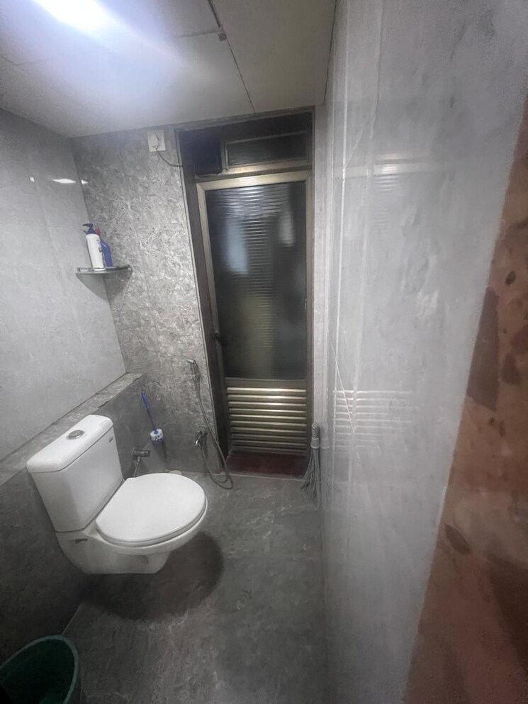 Attached Bathroom, yashraaj-park-chs-ltd 1 Bedroom 410 Sq.Ft. Apartment In Ghodbunder Road Thane 9363524
