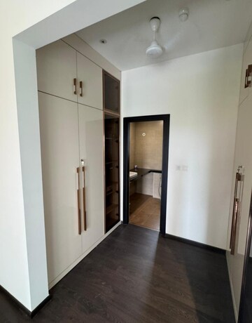 Room in 3 BHK Apartment at Sobha City Gurgaon, Sector 108 – for Rent