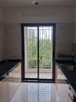 Room in 1 BHK Apartment at Regency Estate, Dombivli East – for Rent