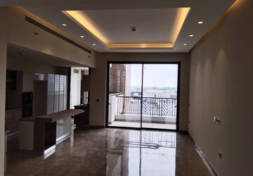 Room in 4 BHK Apartment at ABA County 107, Sector 107 – for Rent