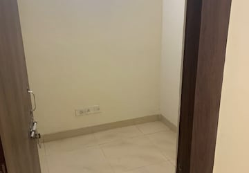 Room in 3 BHK Apartment at Sanchar Residency, Raj Nagar Extension – for Sale